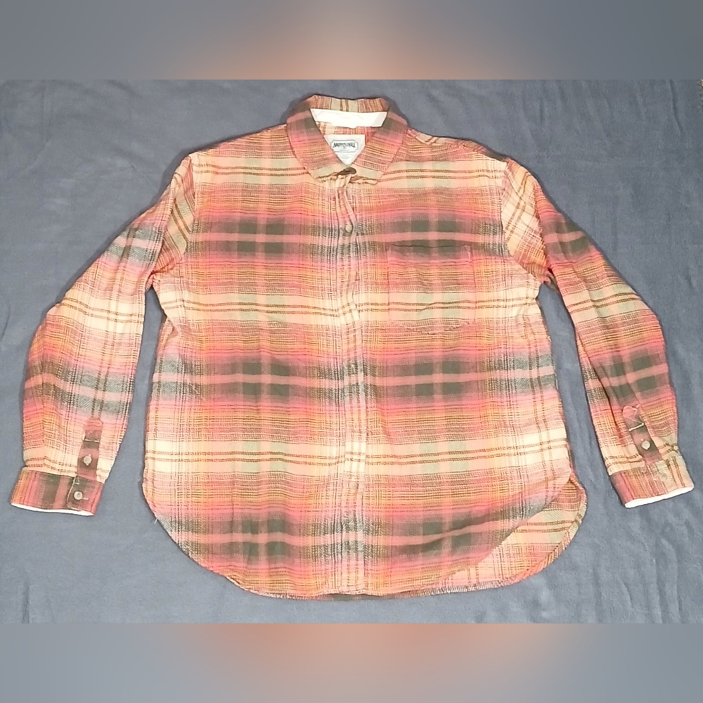 American Eagle Men's Plaid Long Sleeve Button Up Shirt